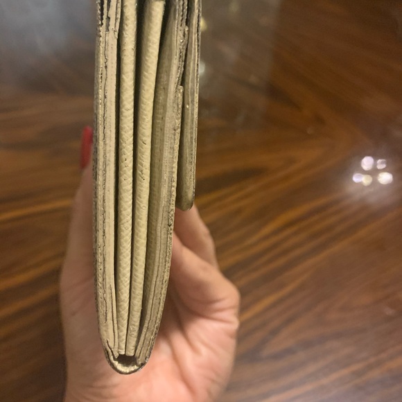 LouisVuitton Long Snap Wallet - Picture 5 of 11